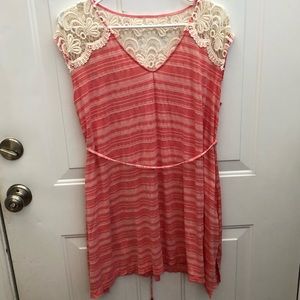 Pretty lace detail maternity shirt